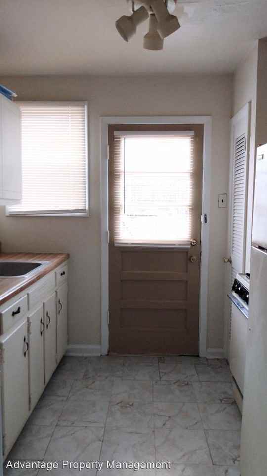 1973 Jefferson Ave - Photo 3 of 5