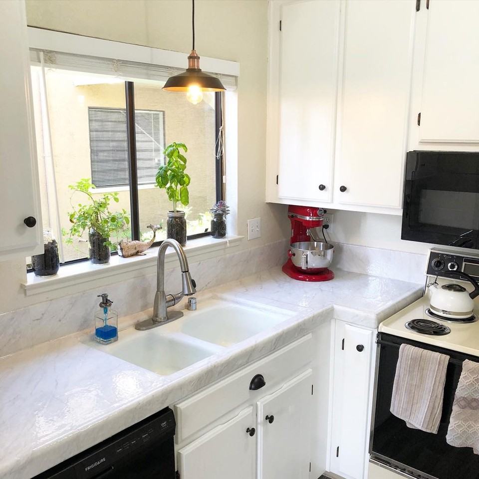 222 Bonita Ln - Photo 2 of 12