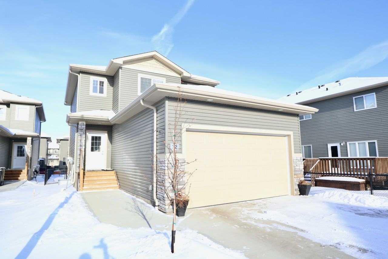 8602 728602 Southfort Blvd, Fort Saskatchewan, AB T8L 0J8 3 Bedroom
