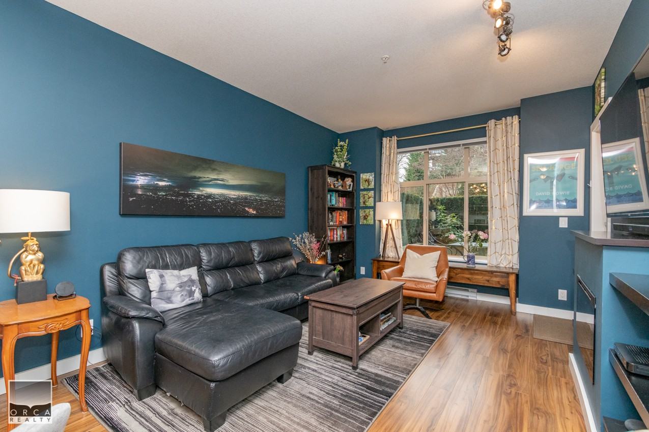 250 The Grove - Photo 3 of 13