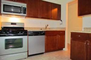 Annapolis Roads Apartments - Photo 3 of 21