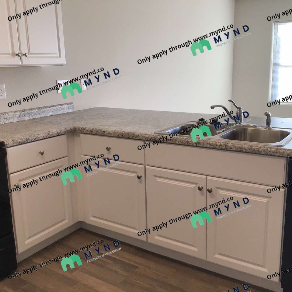 953 W Kachina Dr - Photo 2 of 7