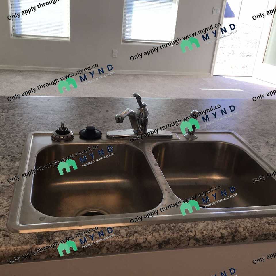 953 W Kachina Dr - Photo 3 of 7