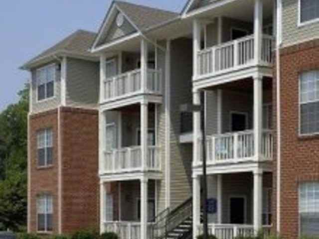 Spotswood Commons - Photo 2 of 6