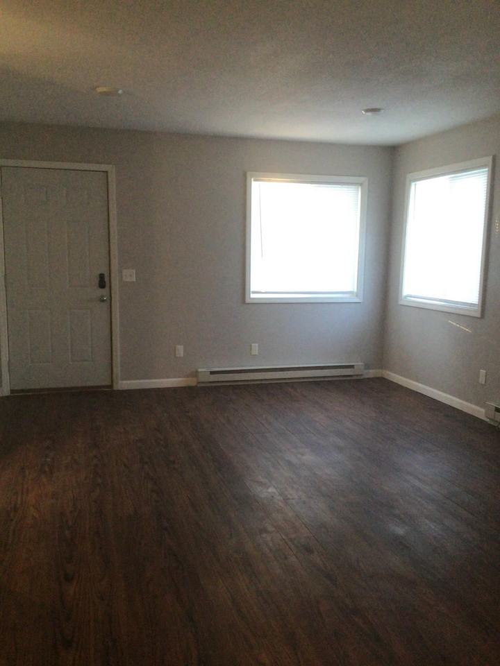 913 Mulberry Ln #913 - Photo 2 of 14