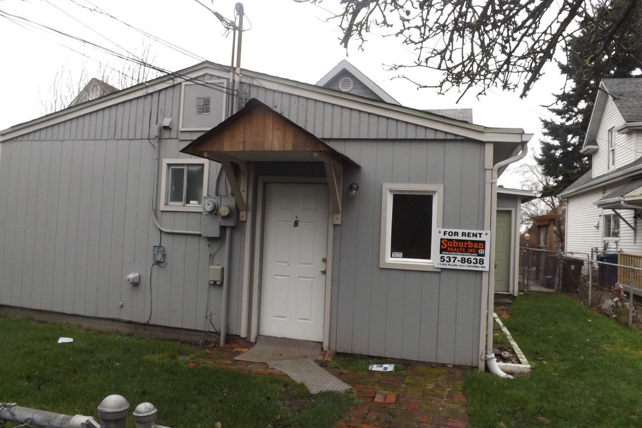 620 South 35th Street rear Apartments for Rent in South End,