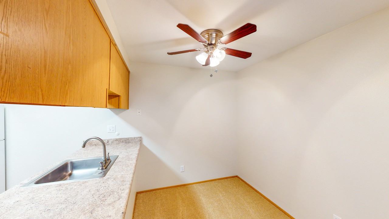 Hill Crest Apartment Homes - Photo 5 of 49