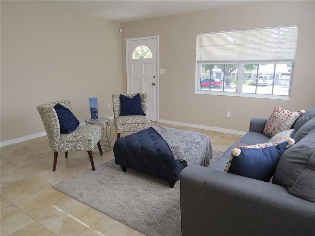 1002 Connecticut Rd - Photo 3 of 15