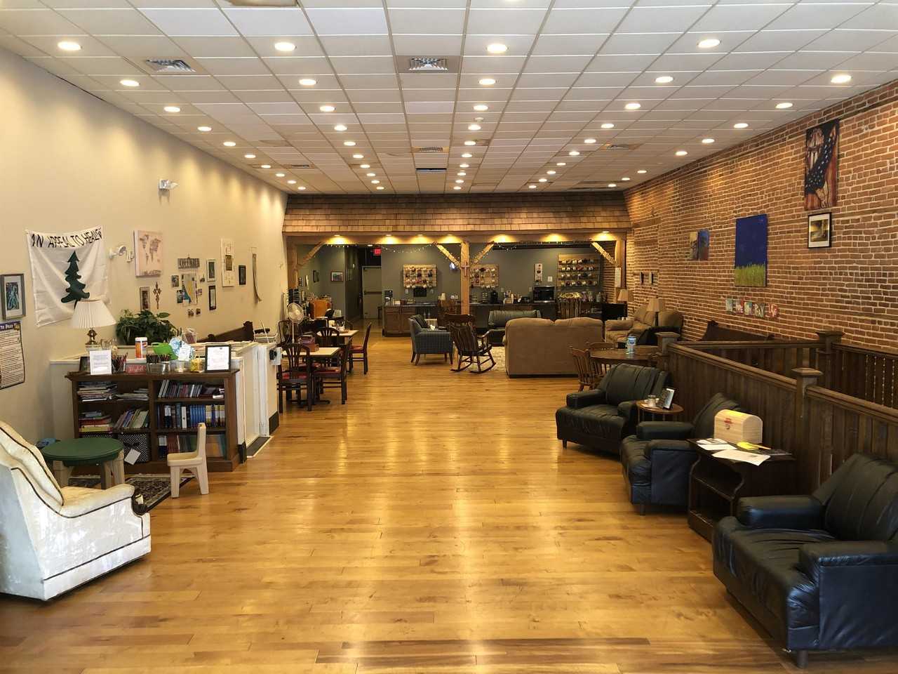 235 Locust Street - Commercial - Photo 2 of 28