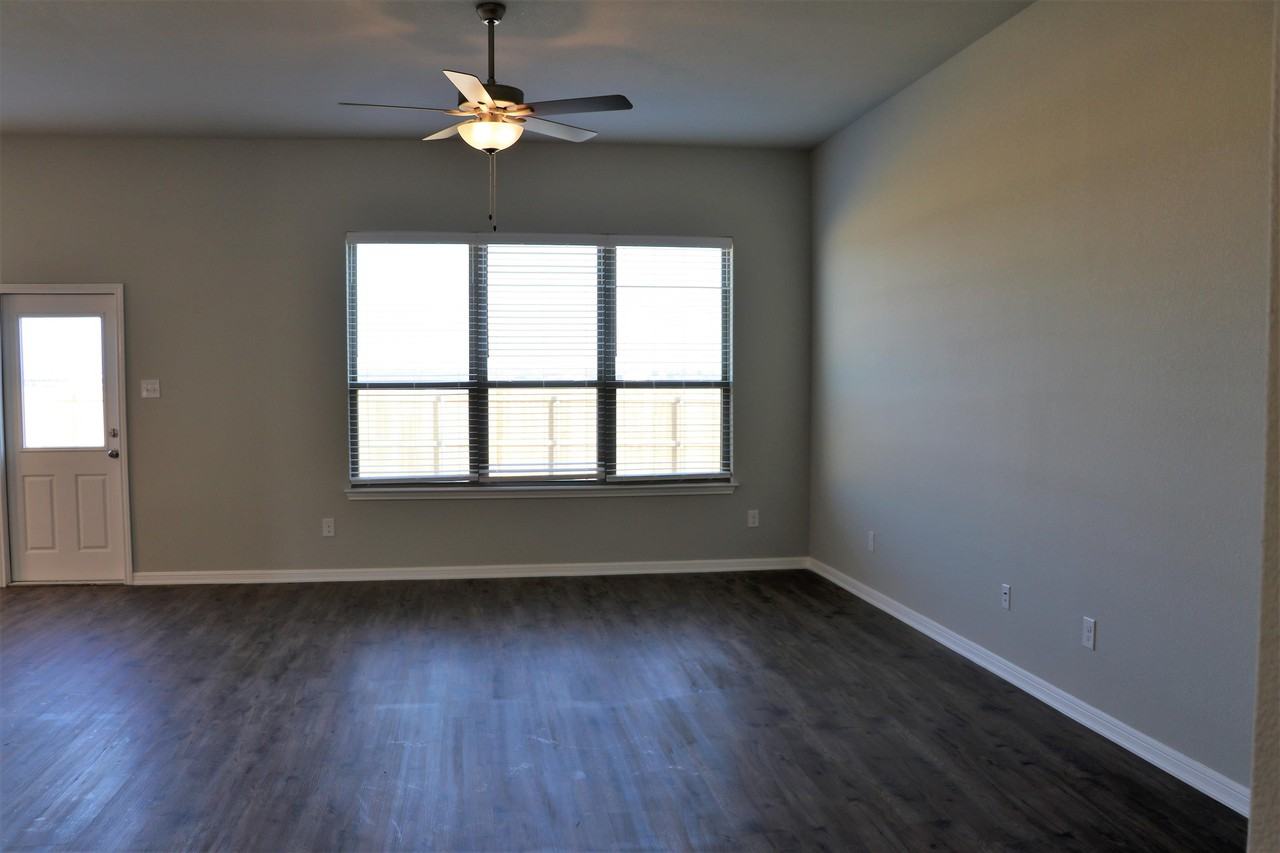 1059 Aurora Grove Bend #1 - Photo 3 of 22