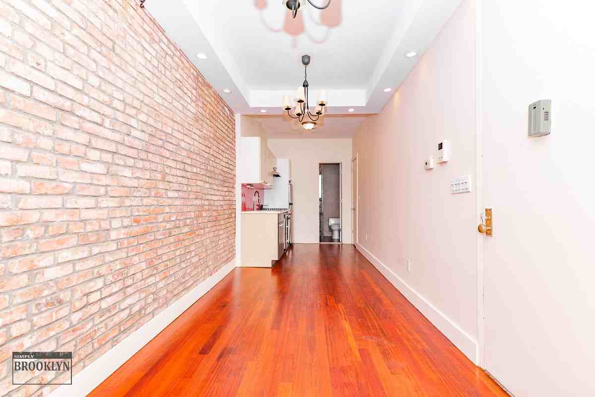 179 Knickerbocker Ave #3F
