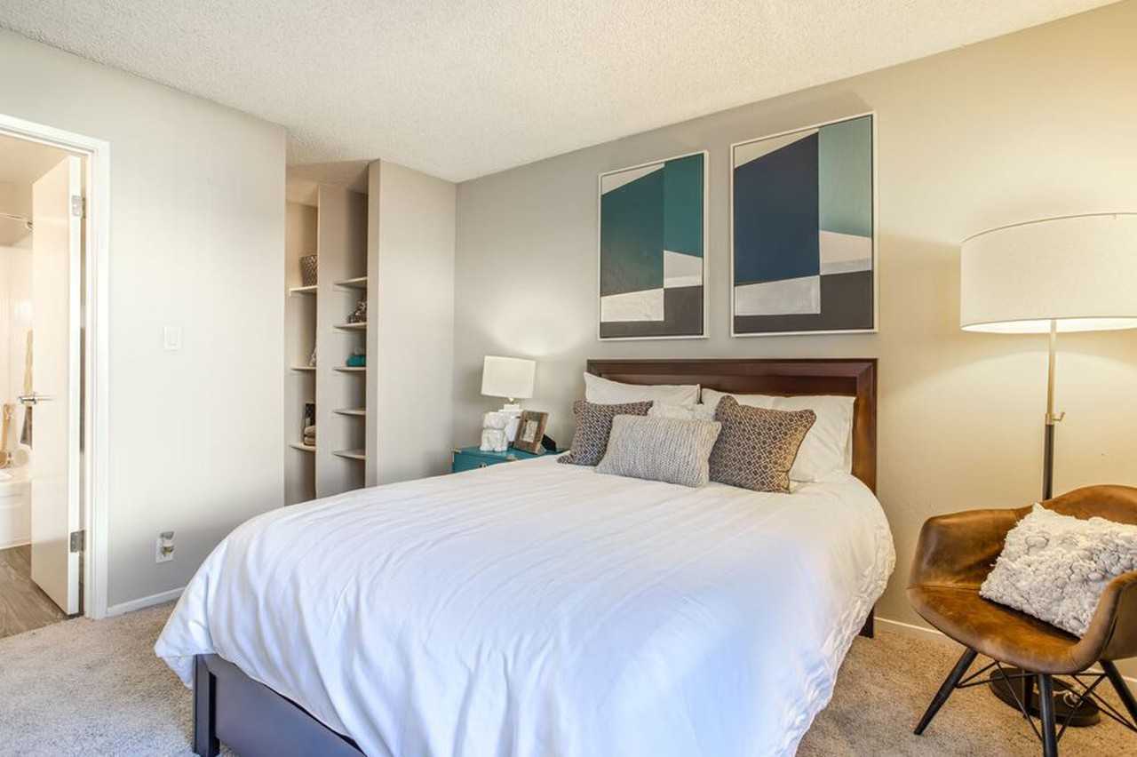 Parc Medallion - Photo 4 of 20