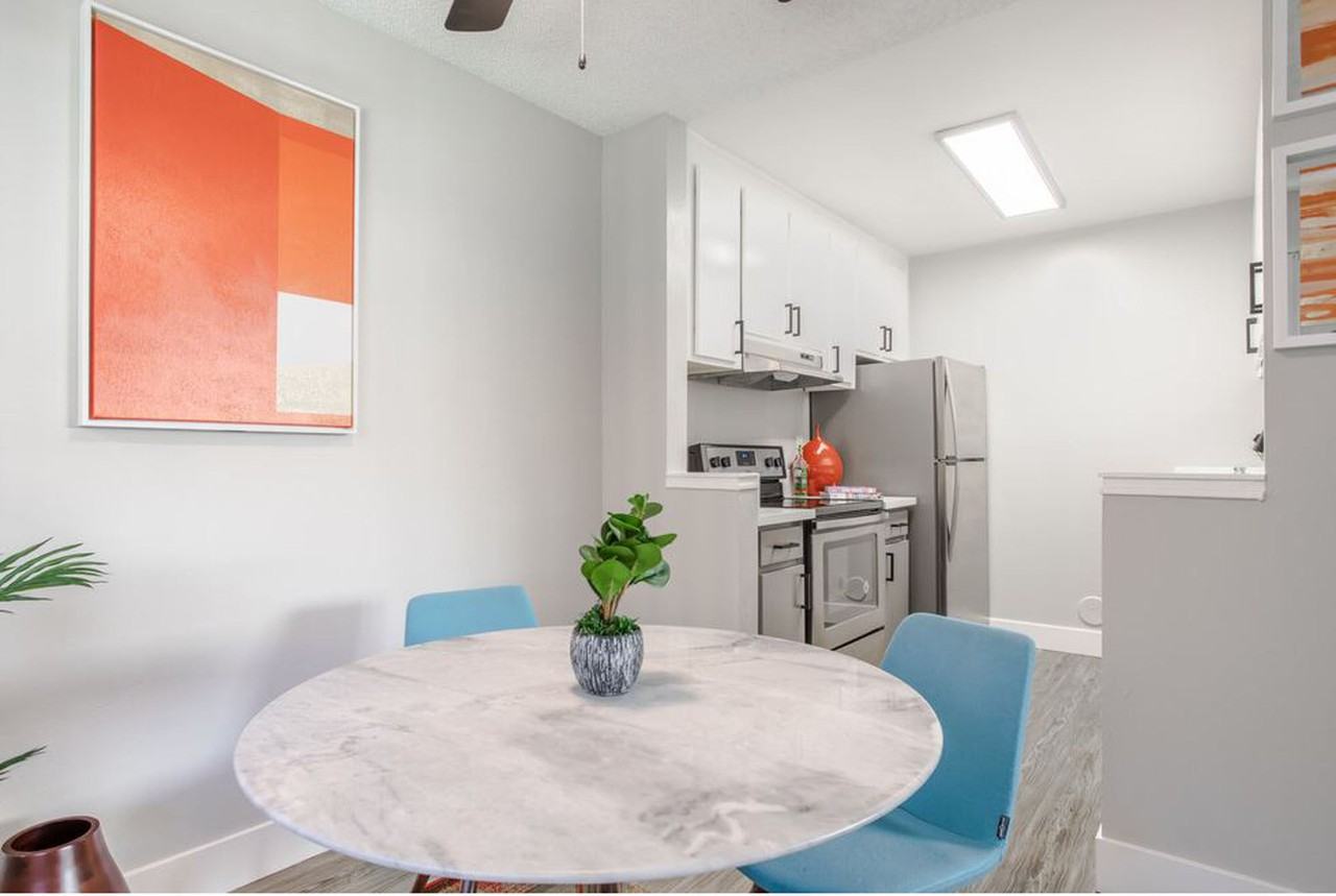 Parc Medallion - Photo 3 of 20