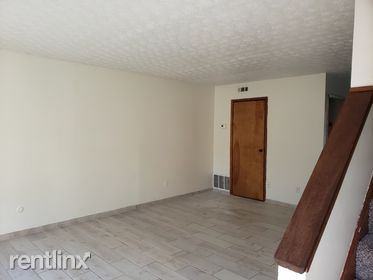 6235 Michaelkenney Ln - Photo 3 of 21