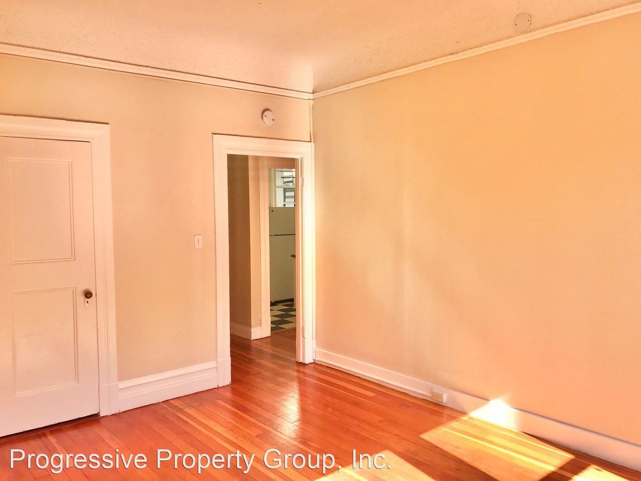 511 Waller Street - Photo 3 of 18