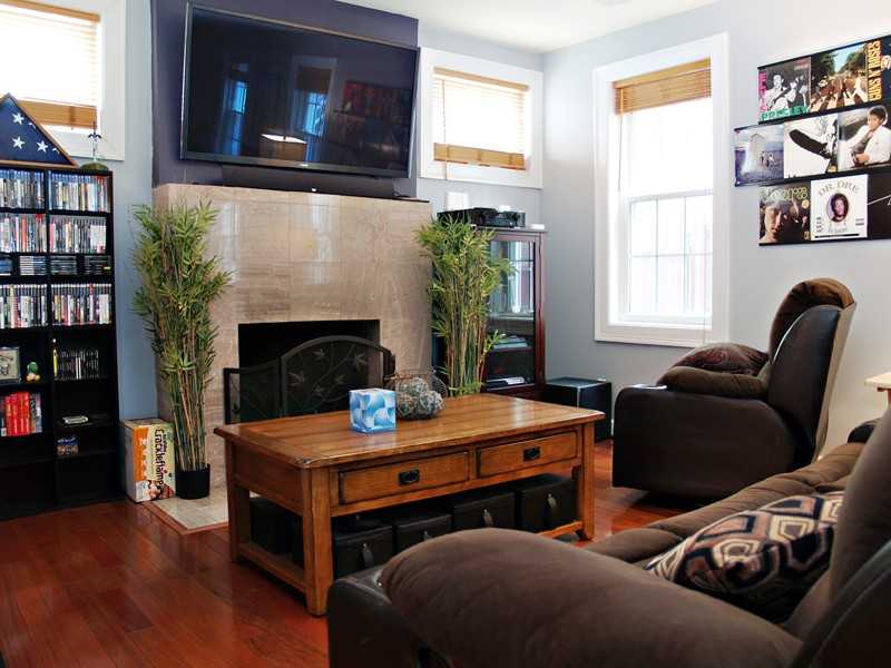 2008 Bryant St Ne - Photo 3 of 29