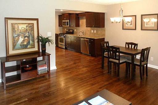 702 Burbank Dr SE - Photo 3 of 25