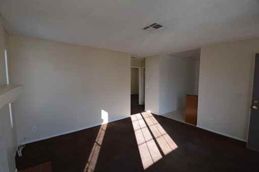 909 Staffordshire Dr - Photo 3 of 22