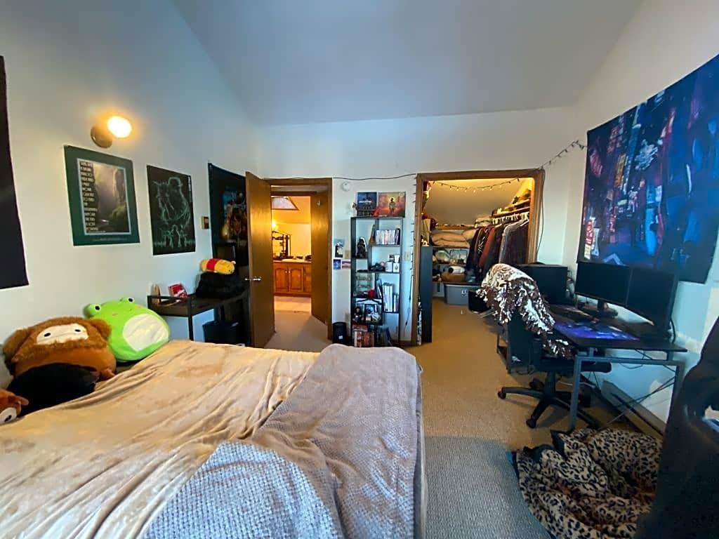 1913 E 1st St - Photo 3 of 17