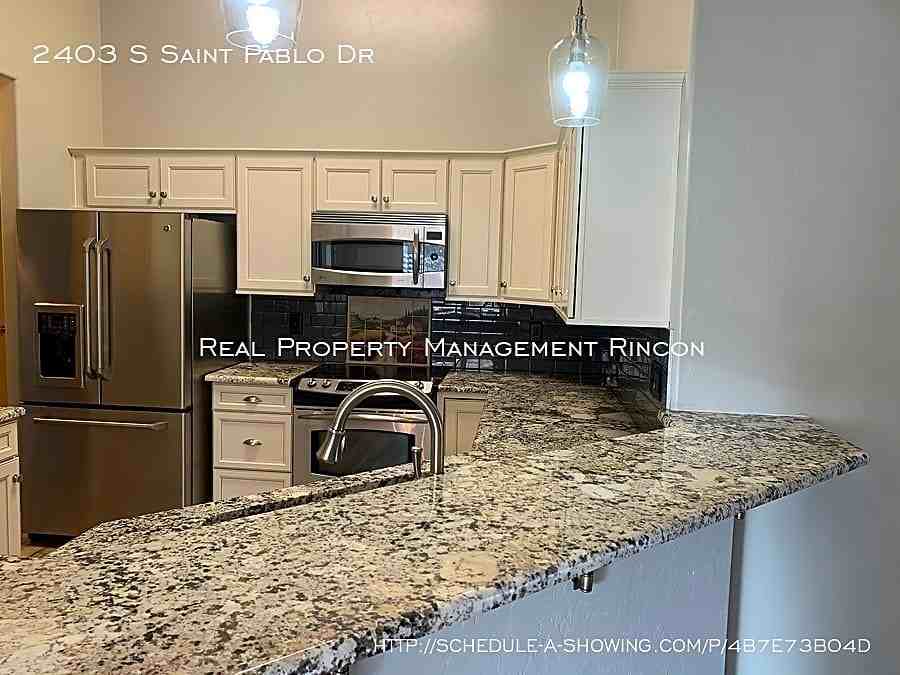 2403 S Saint Pablo Dr - Photo 3 of 16