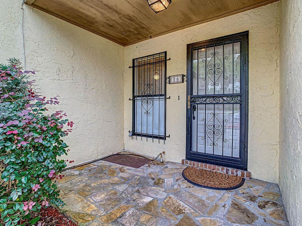 16 Fox Valley Dr - Photo 3 of 50