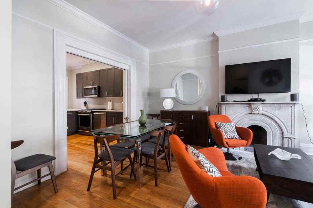 748 Driggs Ave. - Triplex Unit - Townhouse - Photo 4 of 40