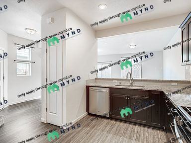 10923 Ne 44th St - Photo 3 of 8