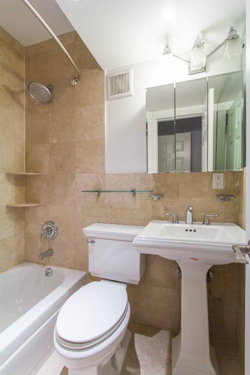 529 E 6th St #2B - Photo 7 of 8