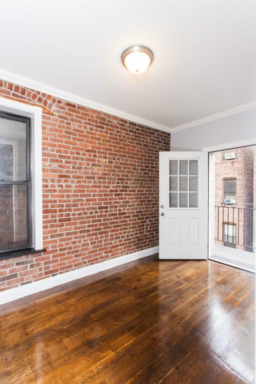 W 52nd St #12 - Photo 2 of 7