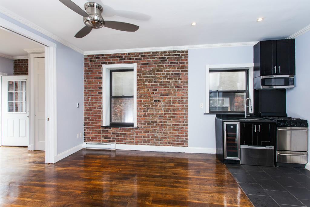 434 W 52nd St #9 - Photo 5 of 7