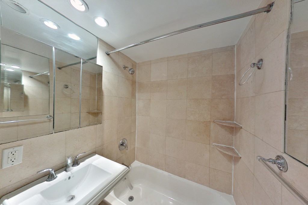 334 E 100th St #4B - Photo 6 of 6