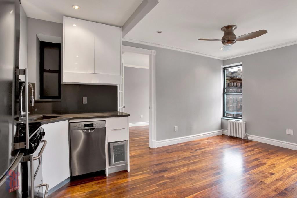 Lexington Ave #18 - Photo 3 of 6
