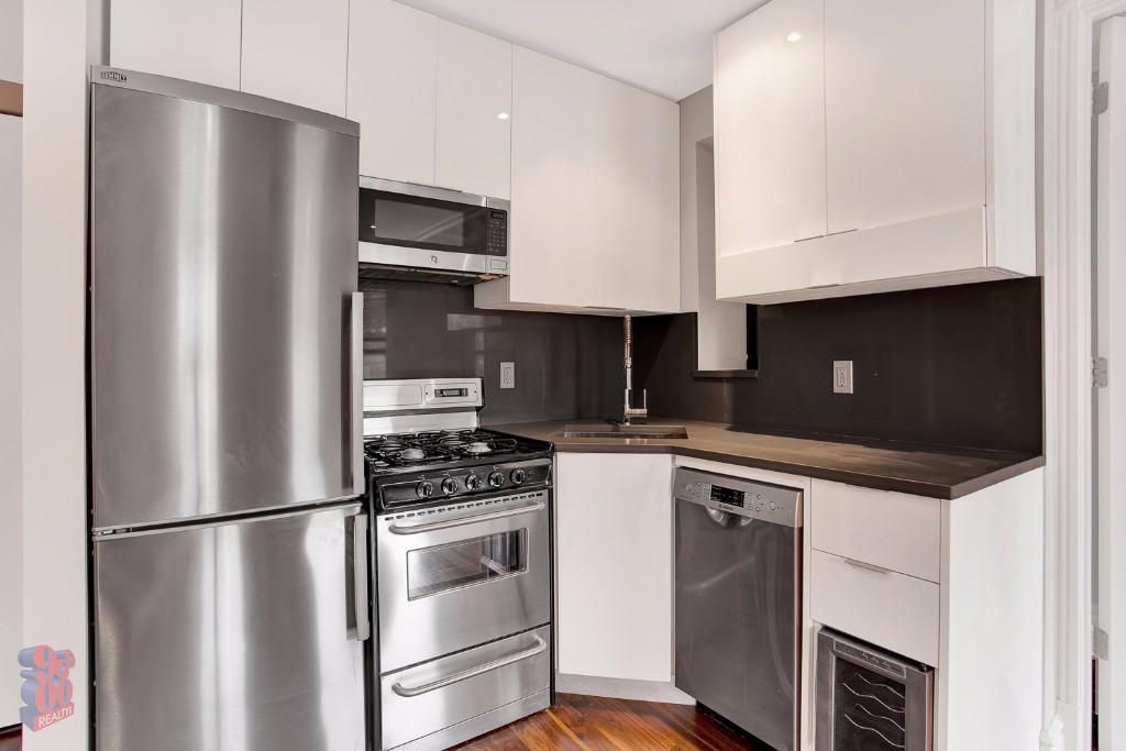 Lexington Ave #18 - Photo 6 of 6