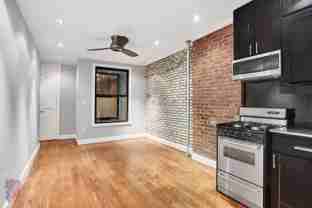 W 52nd St #7C - Photo 1 of 1