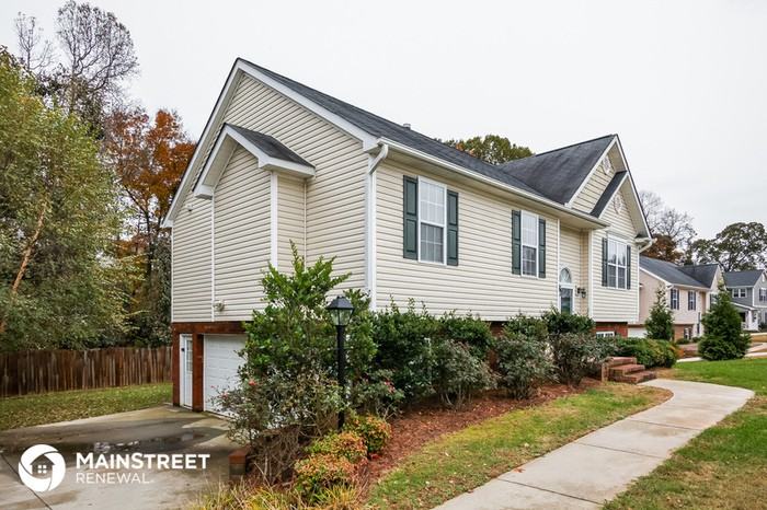 212 Mallard View Ln - Photo 2 of 15