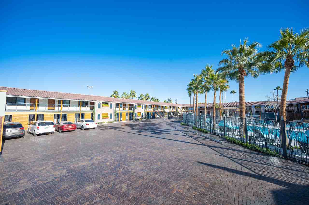 The BLVD Apartments - Photo 3 of 9