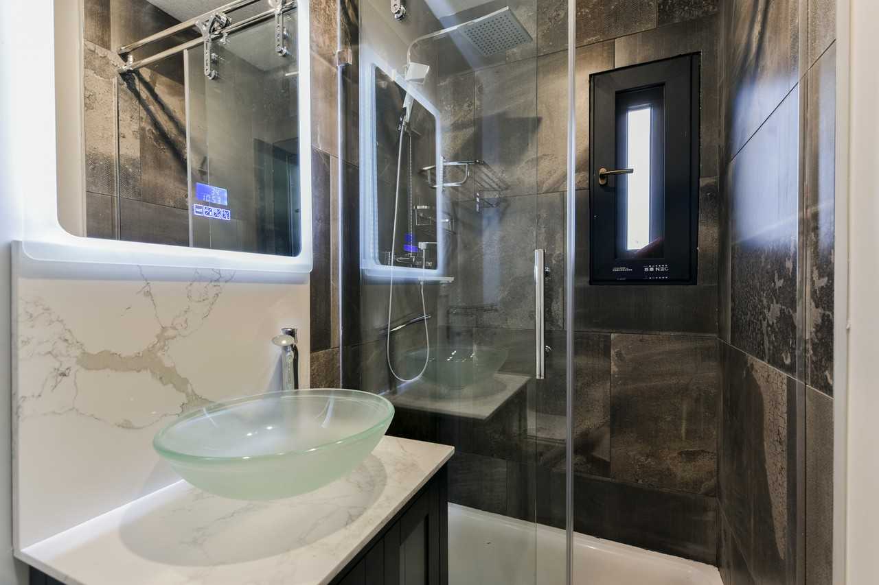 The BLVD Apartments - Photo 5 of 9