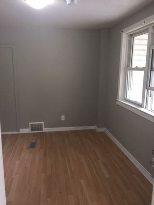 124 Forward Avenue #B - Photo 3 of 6