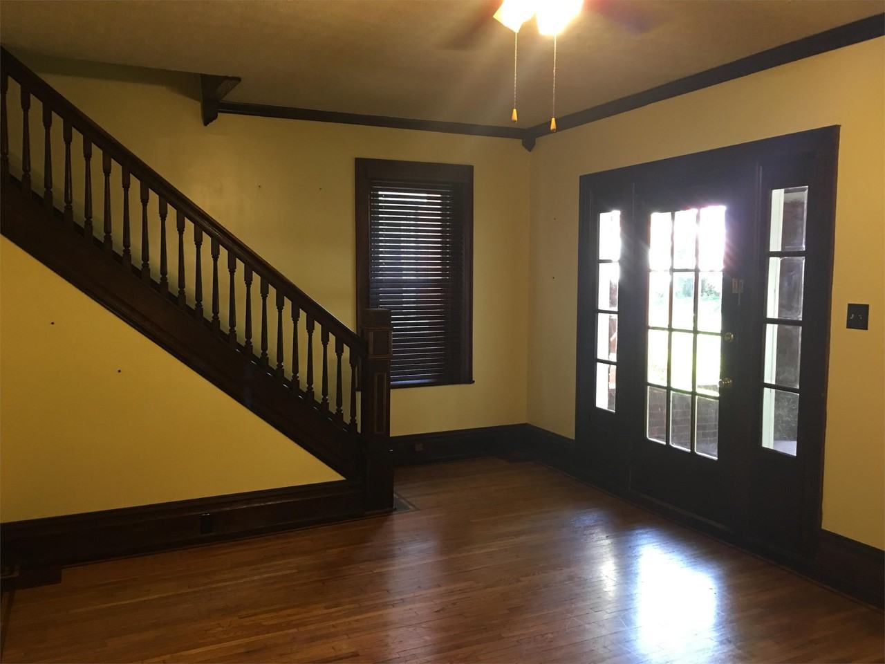 604 12th Ave - Photo 2 of 21