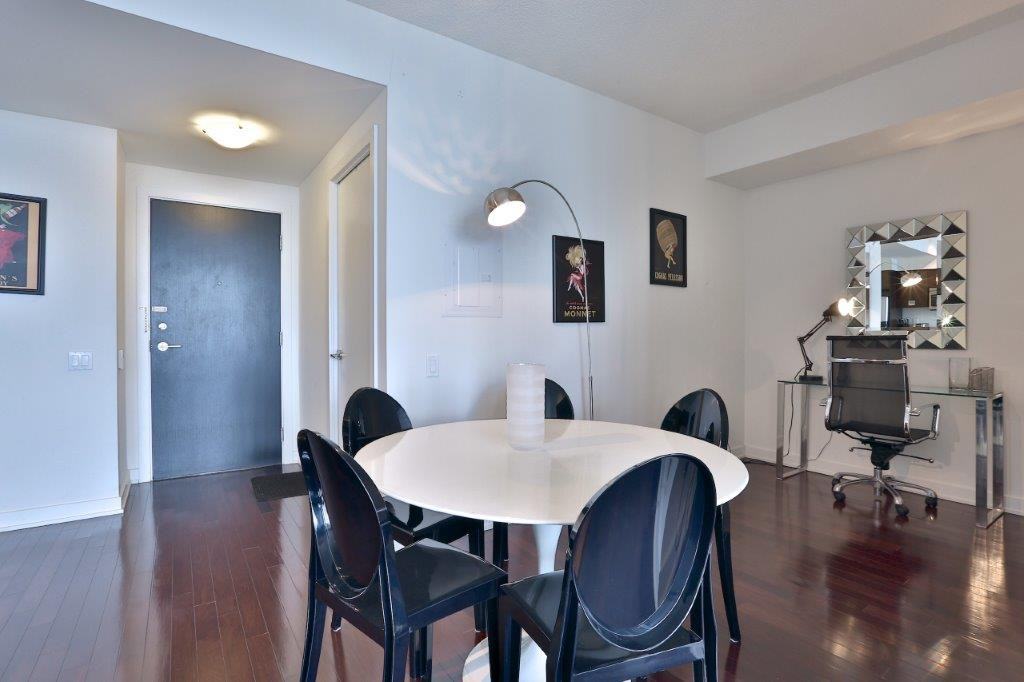 33 Charles Street East #3105 - Photo 5 of 20