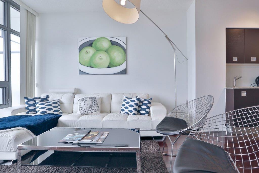 33 Charles Street East #3105 - Photo 7 of 20