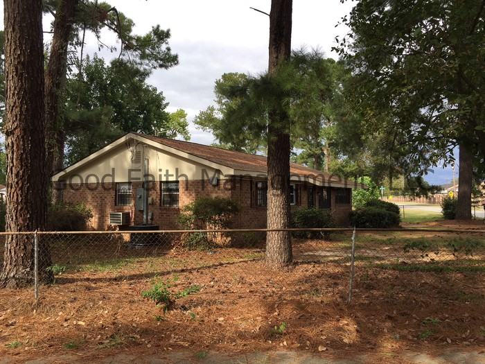 537 Aiken St - Photo 2 of 18