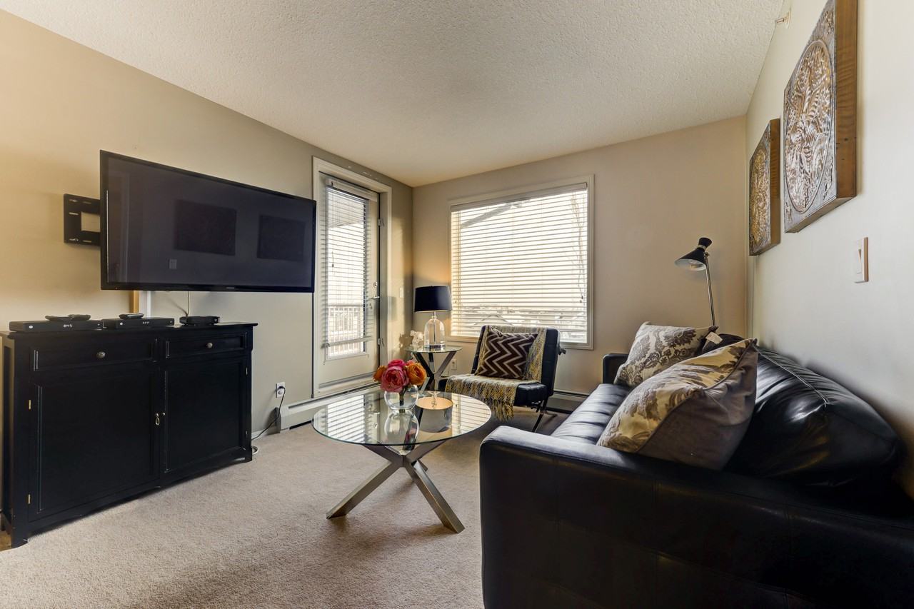 40 507, 40 Summerwood Boulevard #507 - Photo 2 of 29