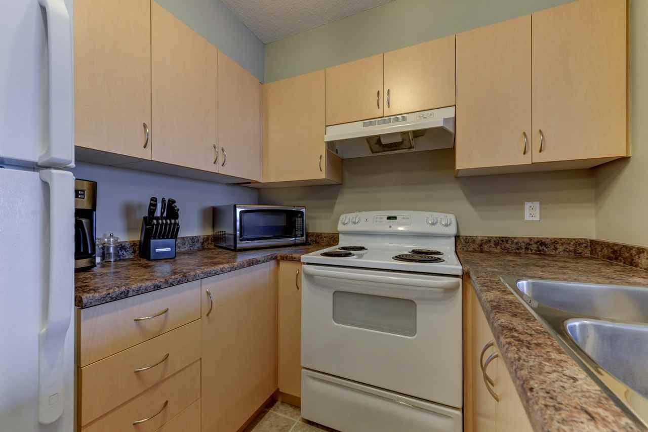 40 507, 40 Summerwood Boulevard #507 - Photo 3 of 29