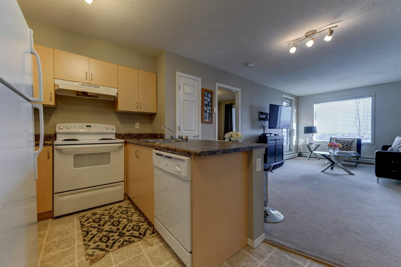 40 507, 40 Summerwood Boulevard #507 - Photo 4 of 29