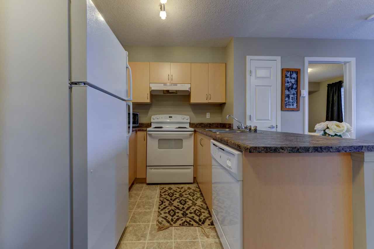 40 507, 40 Summerwood Boulevard #507 - Photo 5 of 29
