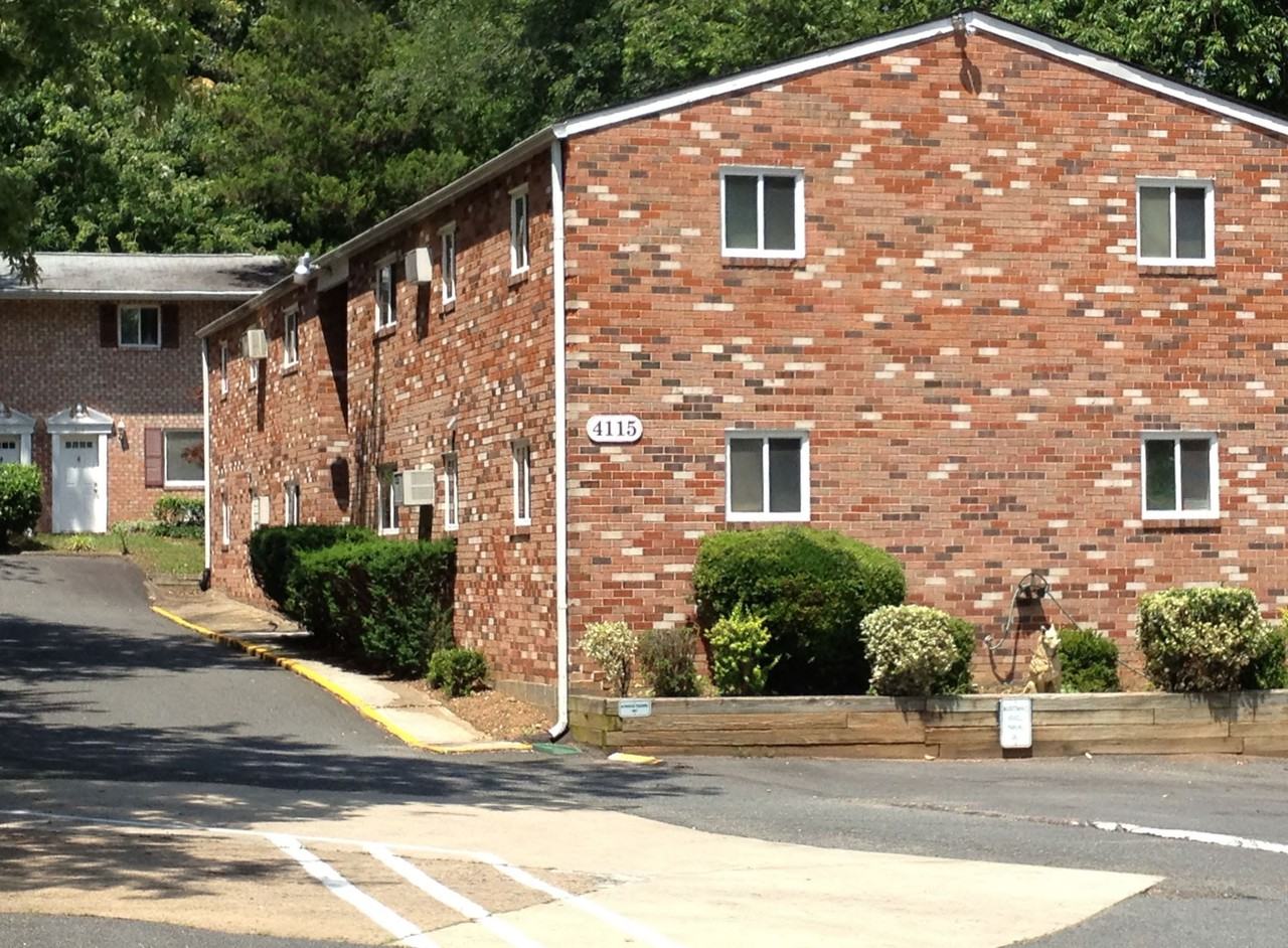SOUTHAMPTON Apartments 4118 Southway Ln, Triangle, VA 22172 Zumper