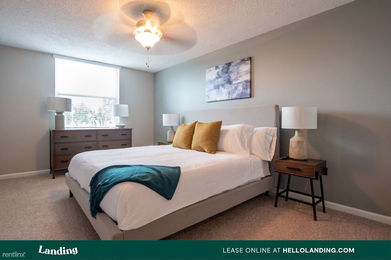 Landing Furnished Apartment Beach Walk at Sheridan - Photo 3 of 50