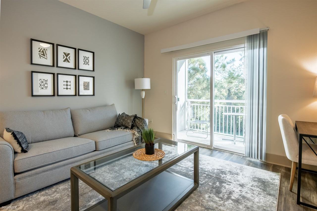 Landing Furnished Apartment Uptown at St. Johns - Photo 2 of 50