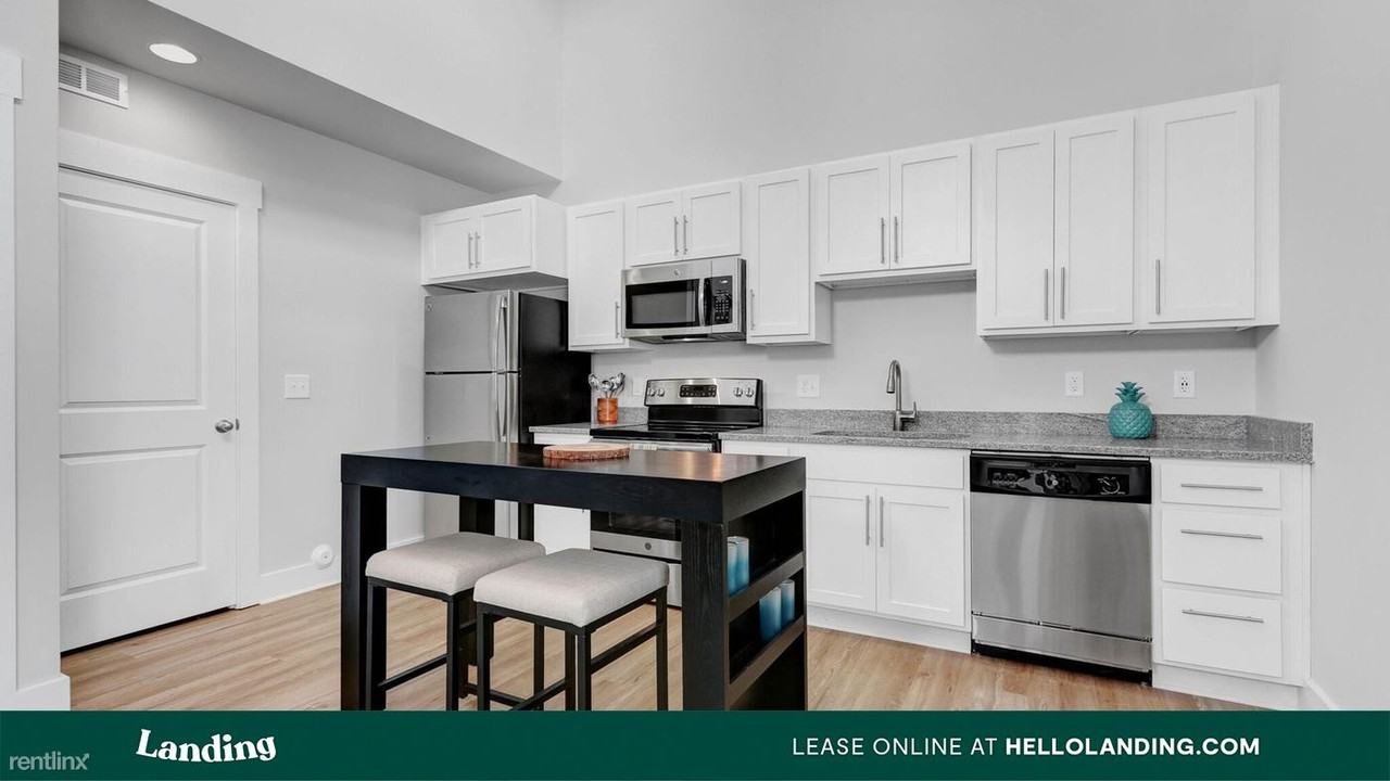 Landing Furnished Apartment The Townhomes At Beau Rivage - Photo 3 of 19